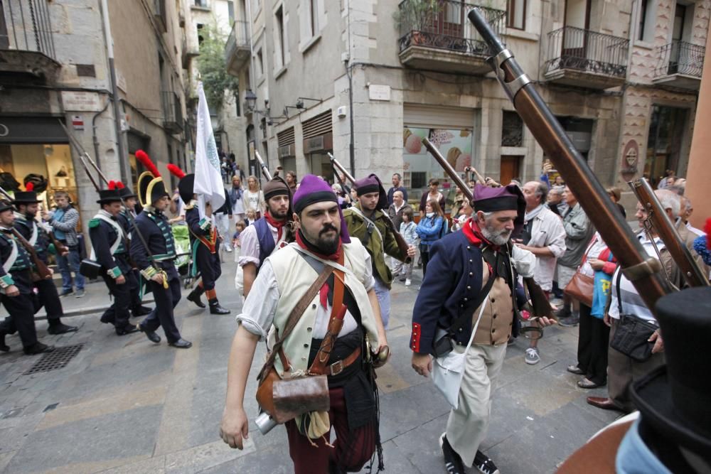 La pluja aigualeix la representació dels setges napoleònics a Girona