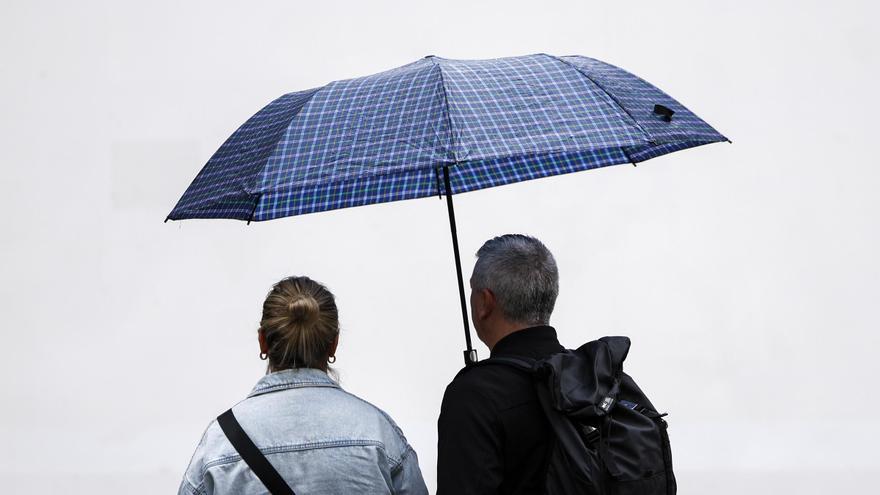 Mayo comienza en Galicia con lluvia y frío: la predicción avanza un cambio en el tiempo a partir de este día