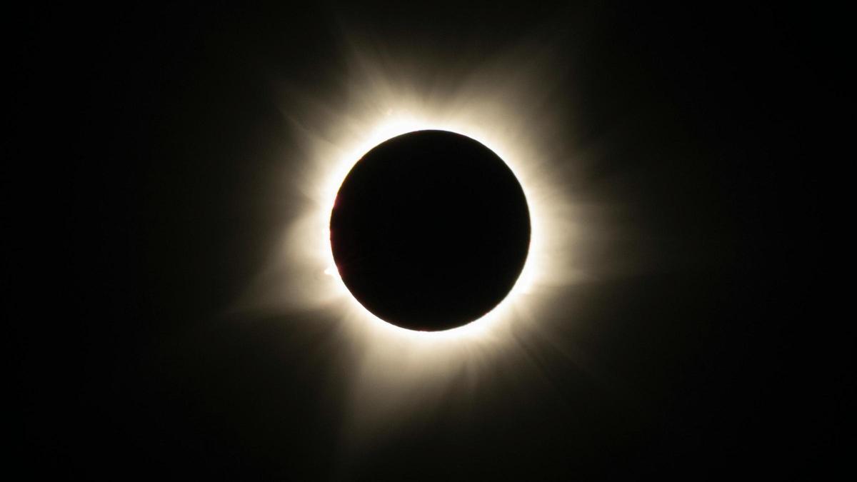 Imagen de archivo de un eclipse solar, como el que se podrá ver en algunas zonas de América en abril