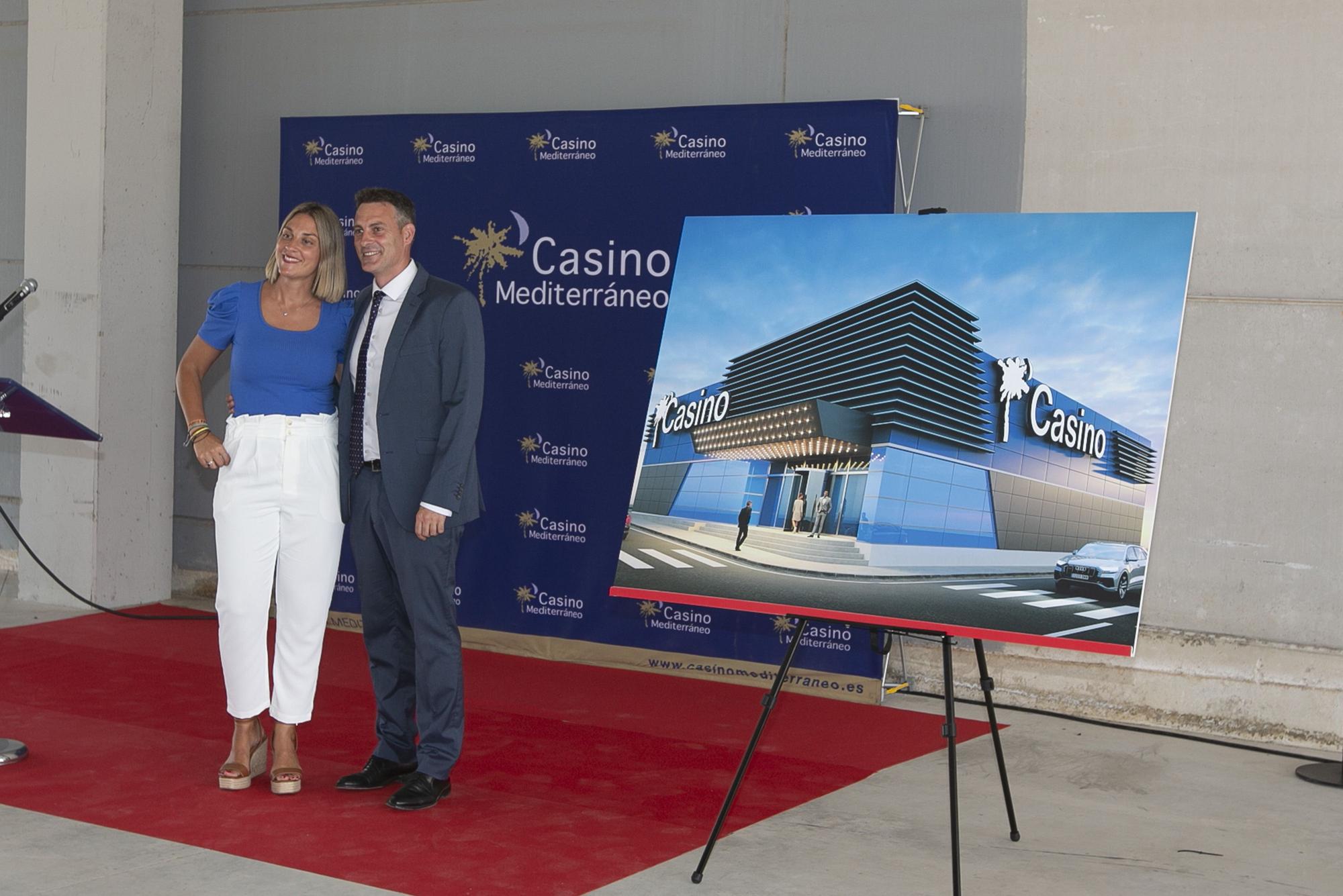 El Casino Mediterráneo de Ondara coloca su primera piedra