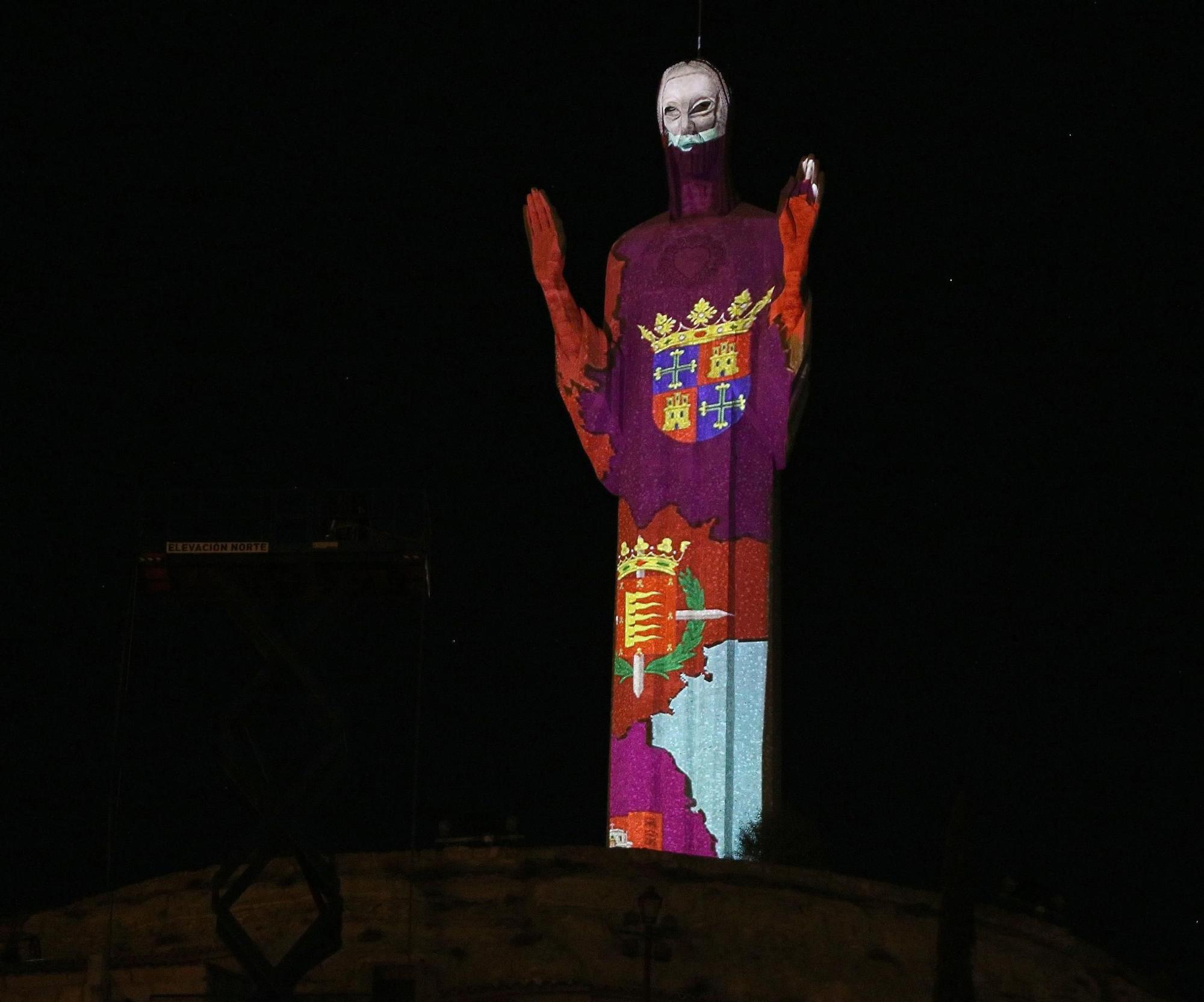 Así fue el espectacular videomapping sobre el Cristo de Otero de Palencia