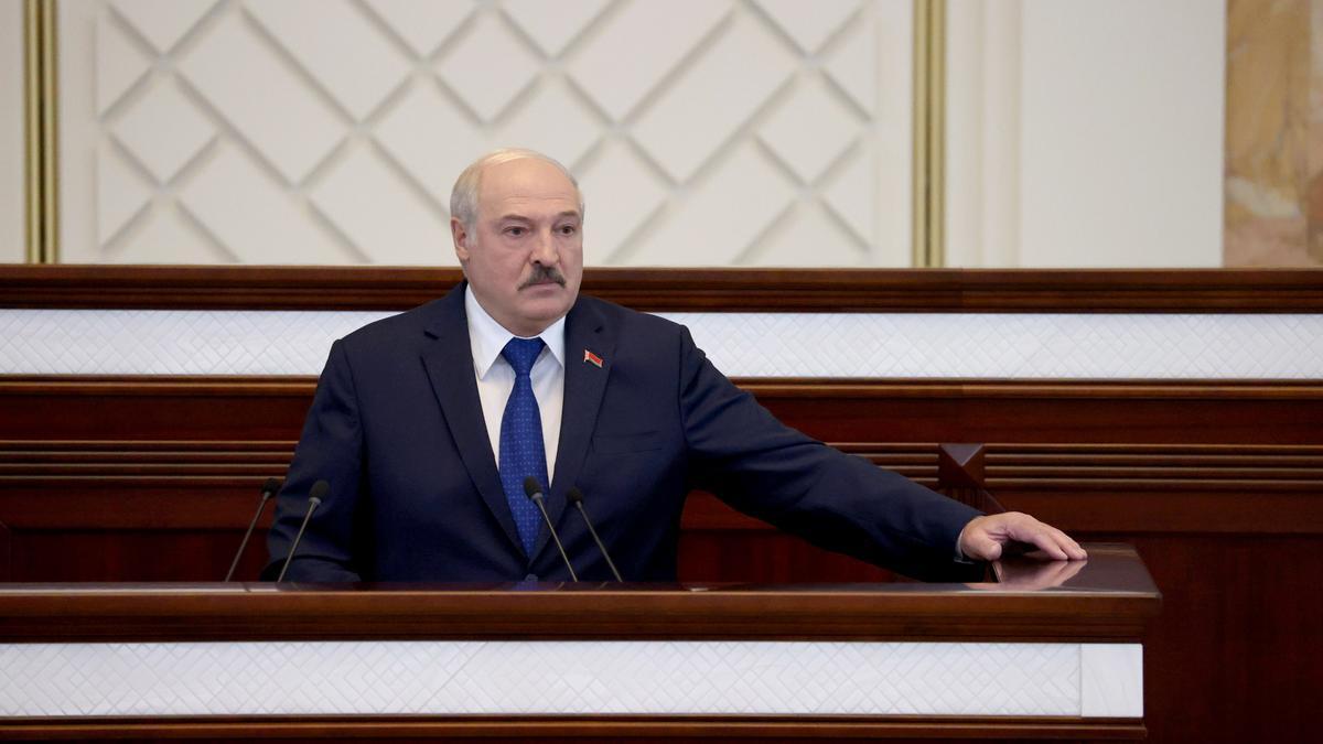 El presidente bielorruso, Alexándr Lukashenko, durante una intervención en el Parlamento de Minsk.