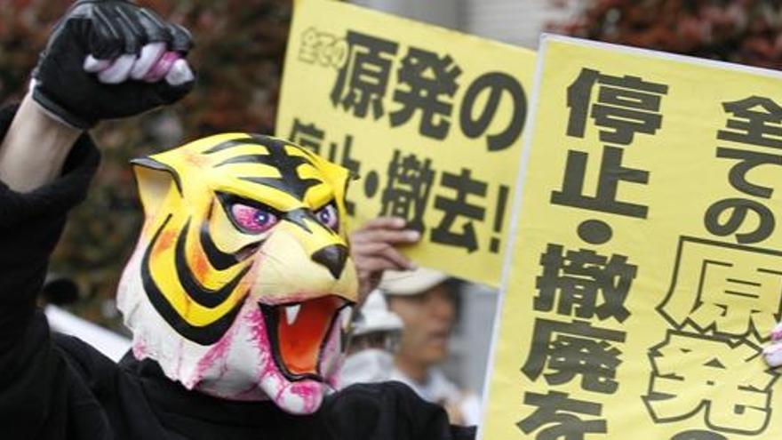 Imagen de una protesta antinuclear este pasado domingo en Japón.