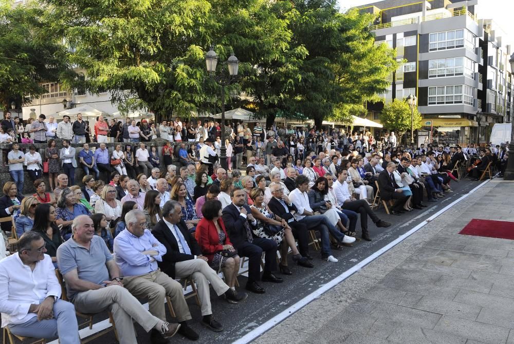 Lalín honra a su notario galleguista