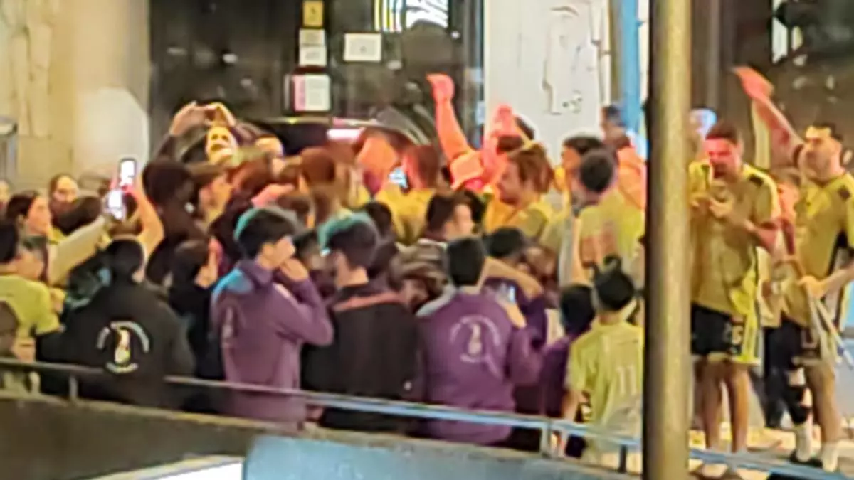 Zamora sale a la calle para festejar el ascenso del Balonmano a División de Honor Plata