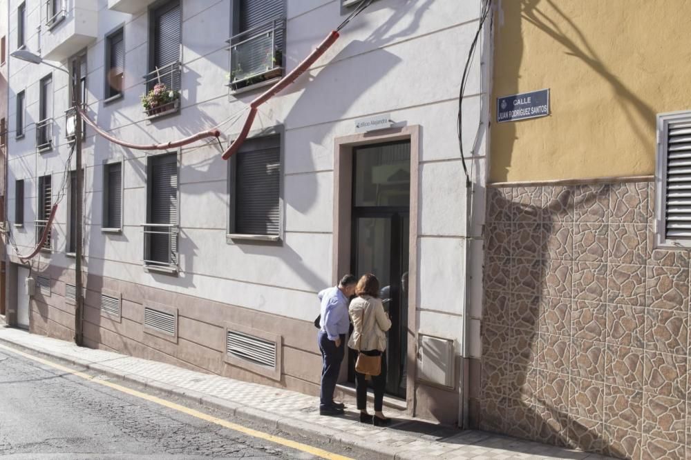 Desahucio en un barrio de Santa Cruz de Tenerife.