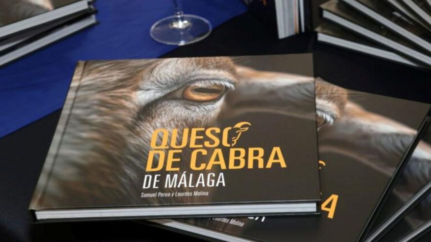Portada del libro ‘Queso de cabra de Málaga’ editado por la Diputación provincial.