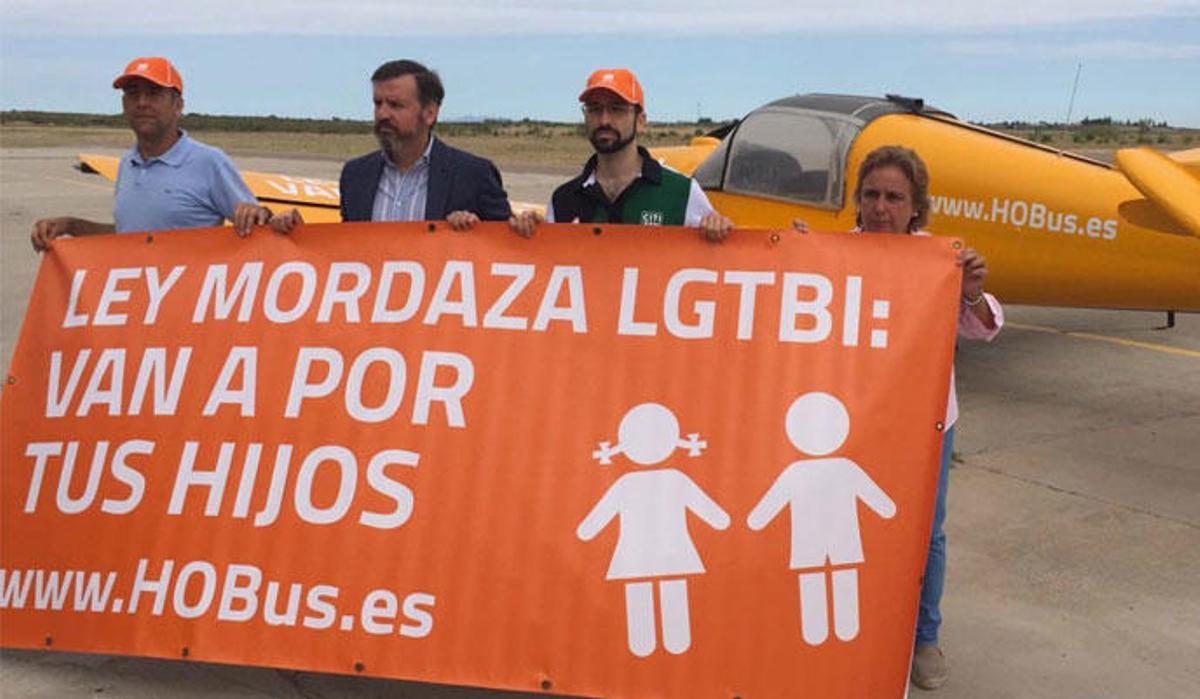 El lema en la presentación.