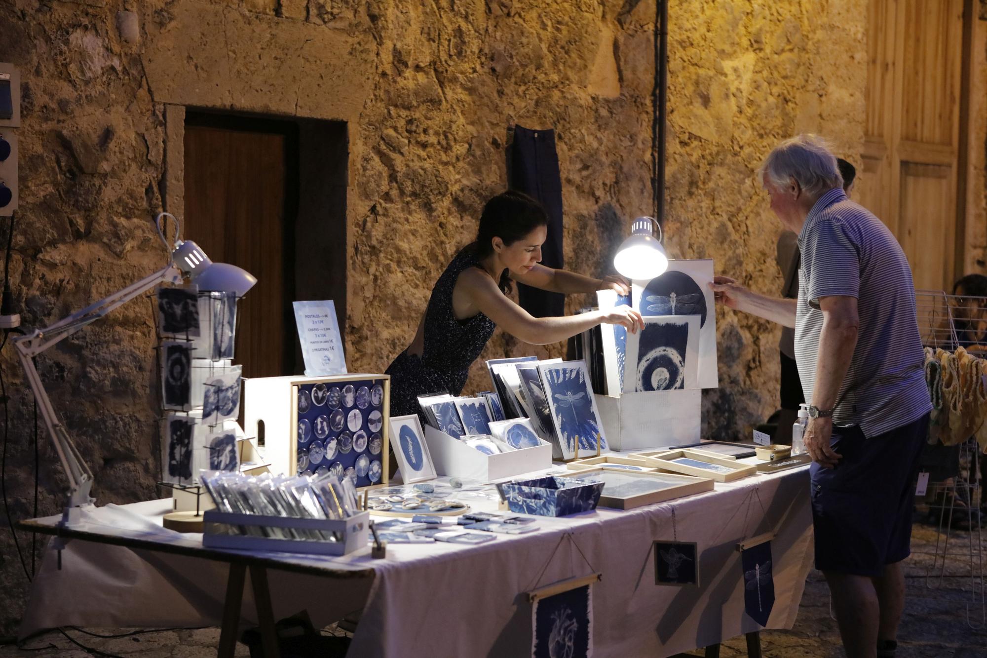 Der derzeit wohl schönste Markt auf Mallorca findet in Valldemossa statt