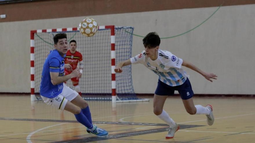 Fútbol sala del de antes en un pabellón mítico