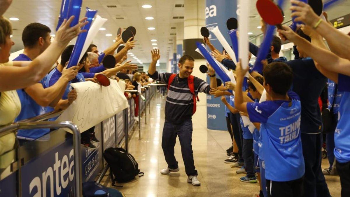 Jordi Morales tuvo un recibimiento de auténtico campeón