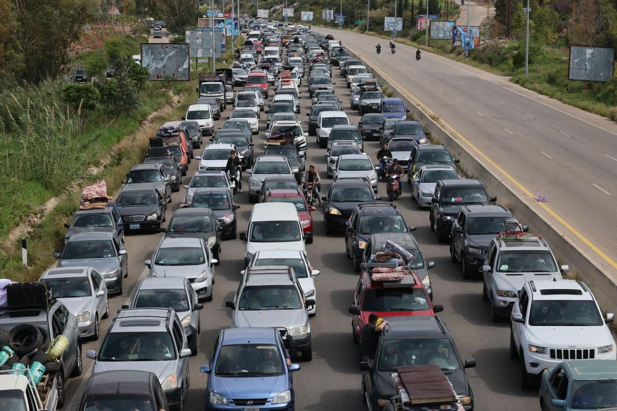 Miles de desplazados regresan a sus hogares en el Líbano Miles de desplazados regresan a sus hogares en el Líbano