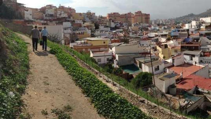 Vista actual de las obras de la Junta en el Parque del Cau, paralizadas desde 2008.