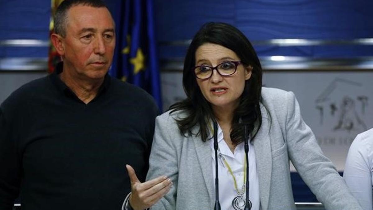 Monica Oltra y Joan Baldovi ayer en el Congreso