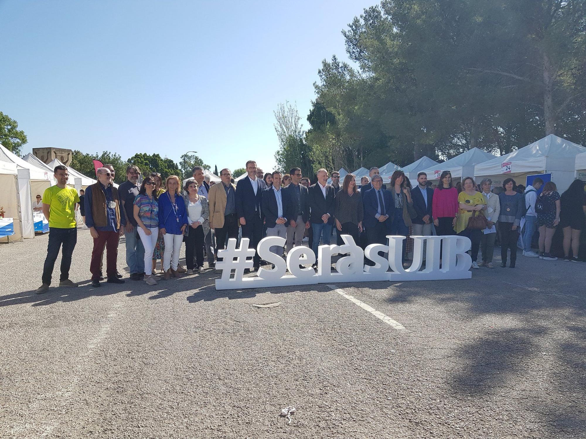 Las fotos de la mayor feria de divulgación científica de Baleares, que hoy ha inaugurado la UIB