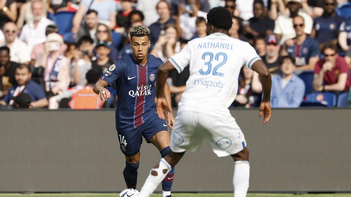 El PSG deja escapar el triunfo ante el Lorient y el Lens acecha a cuatro puntos