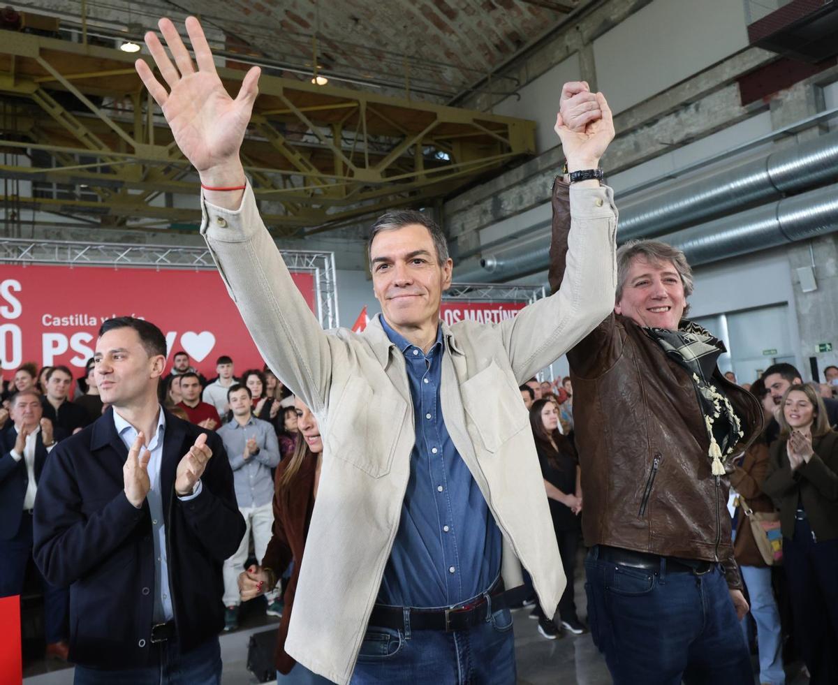 Un Sánchez sense majoria acumula una bateria d’anuncis electoralistes