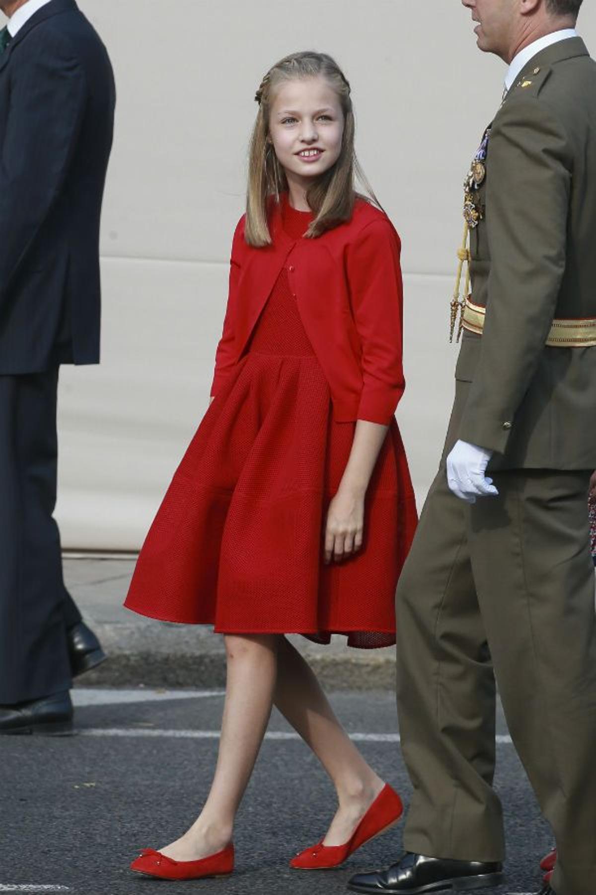 La princesa Leonor, de Carolina Herrera, en la Fiesta Nacional del 12 de octubre