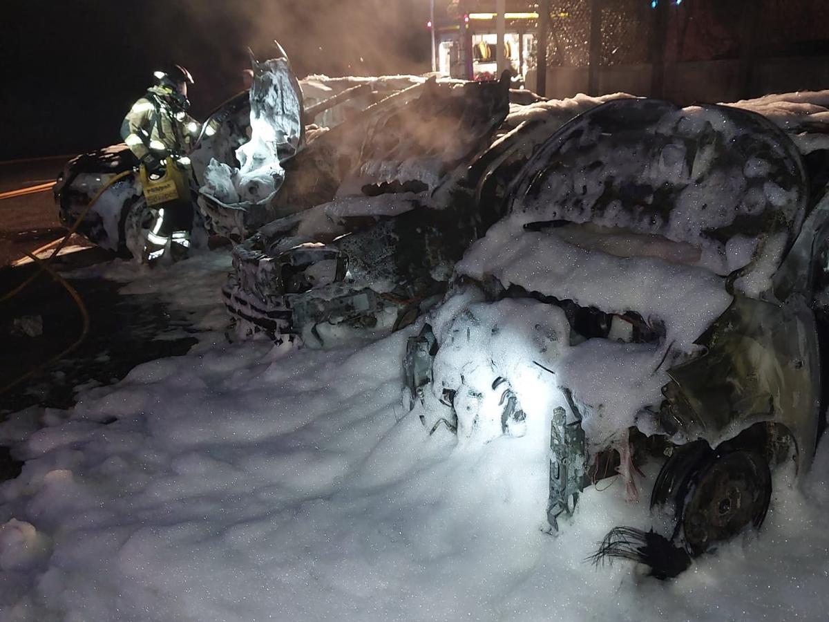 Los coches han quedado inutilizables