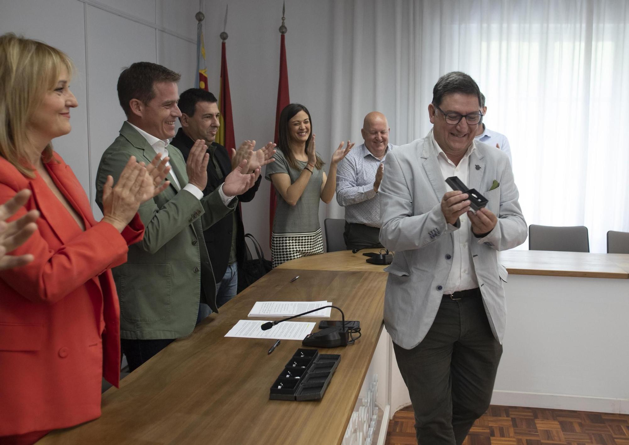 Acto de agradecimiento al personal que ha finalizado su etapa laboral en el ayuntamiento de Xàtiva