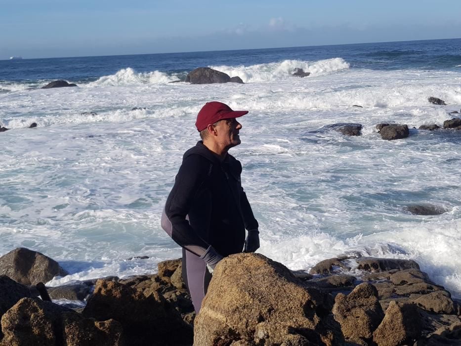 Los percebeiros, esta mañana en A Costa da Vela