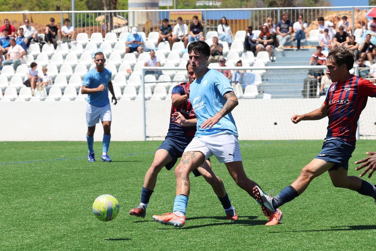 Imágenes del partido UD Ibiza B - CE Ferreries en Es Putxet Imágenes del partido UD Ibiza B - CE Ferreries en Es Putxet