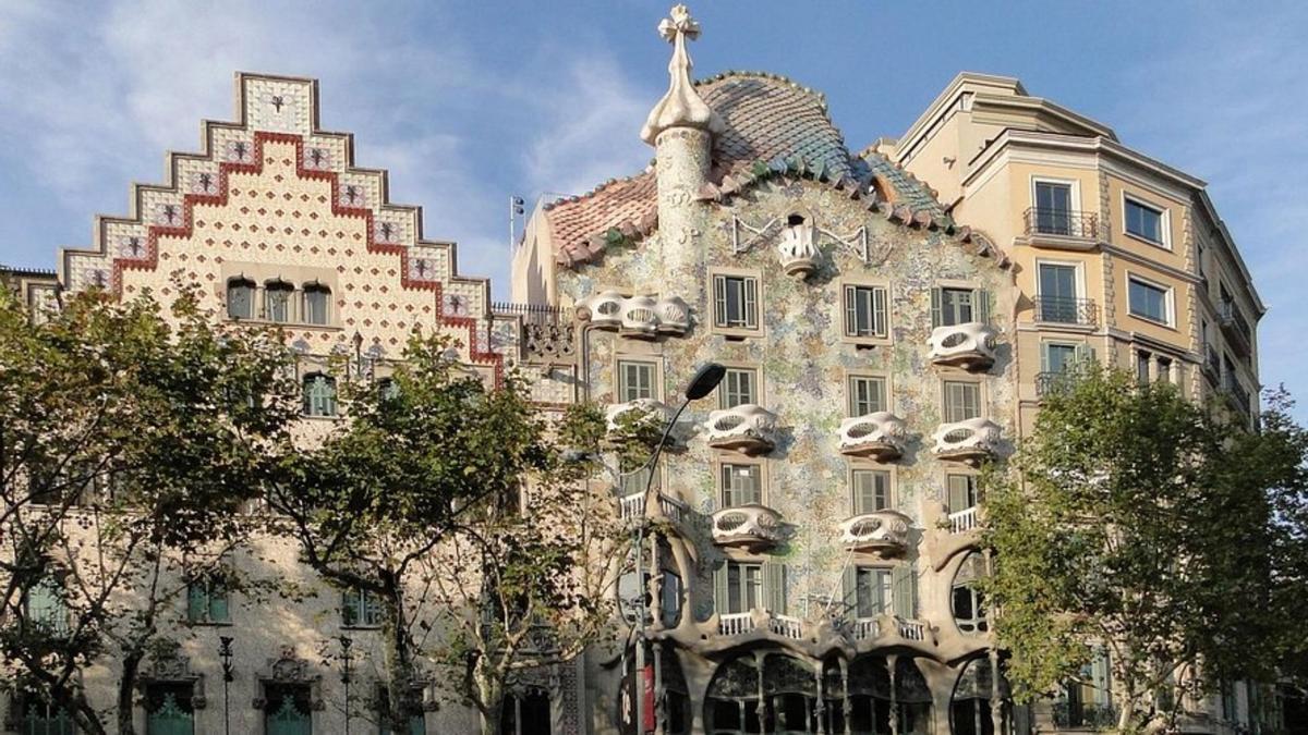 Pocos distritos de Barcelona están rodeados de tanta simbología como el de Gràcia