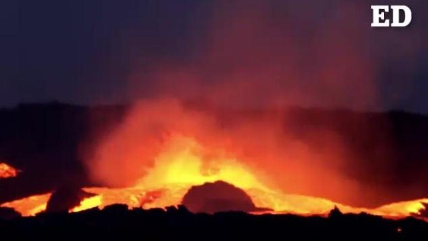 Nueva fisura del volcán de La Palma oeste del cementerio de Las Manchas