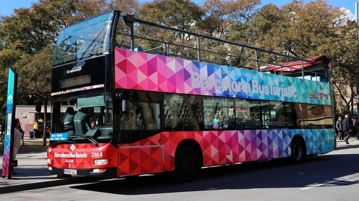 Un autobús turístico de Barcelona.