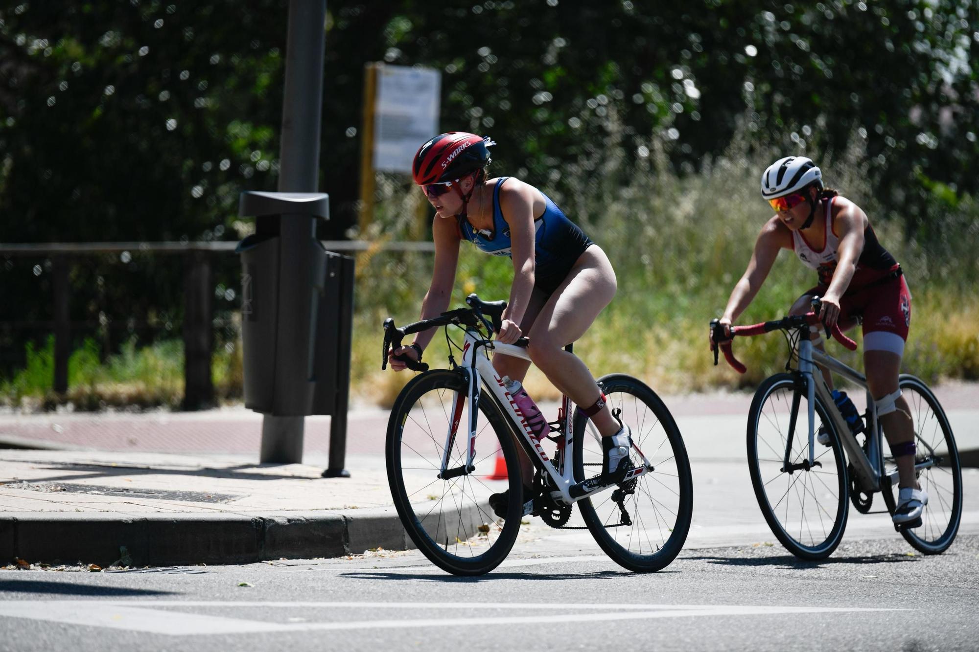 GALERÍA | El Triatlón "Ciudad de Zamora" hace vibrar a la capital del Duero