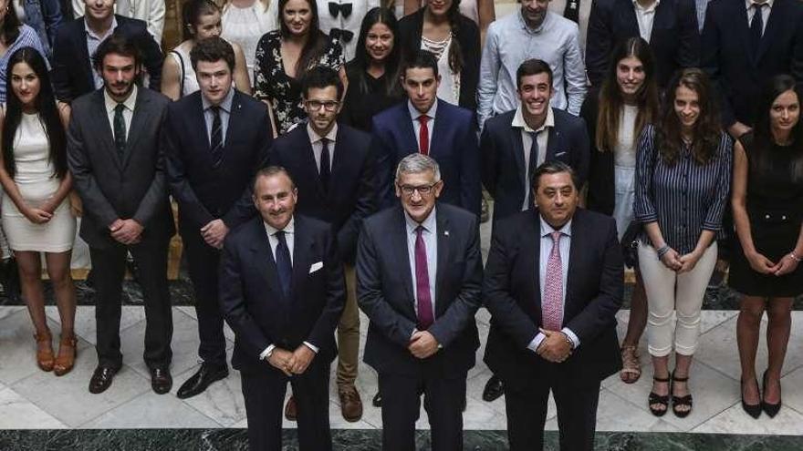 Entrega de diplomas a los becarios del Sabadell Herrero