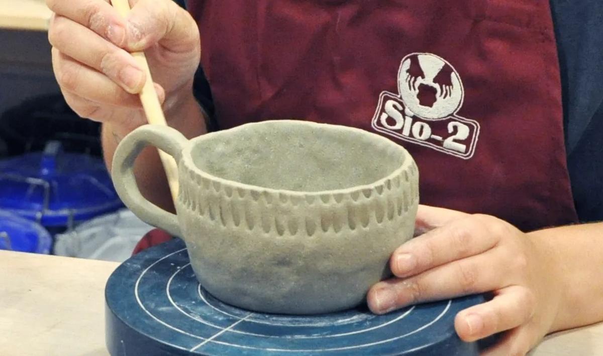 Taller de cerámica en el Handmade Festival.