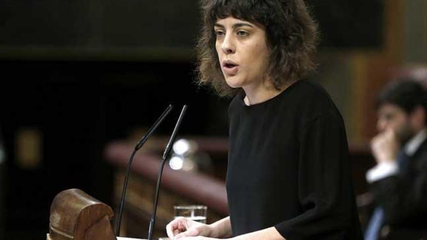 Alexandra Fernández en el pleno de investidura //EFE