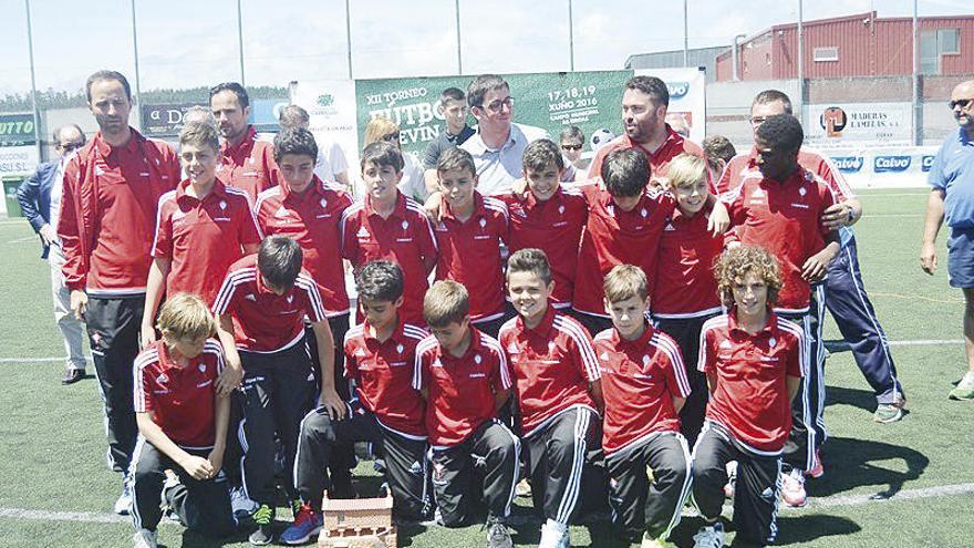 El alevín A que fue tercero en el torneo de Carballo.