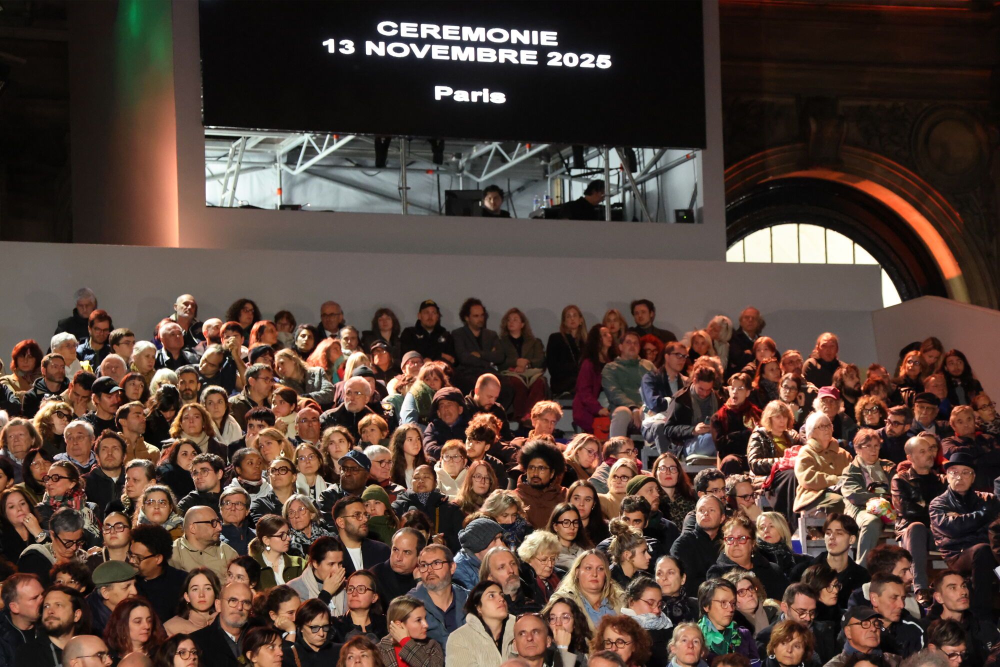 Homenaje a las víctimas de los atentados de Bataclan.
