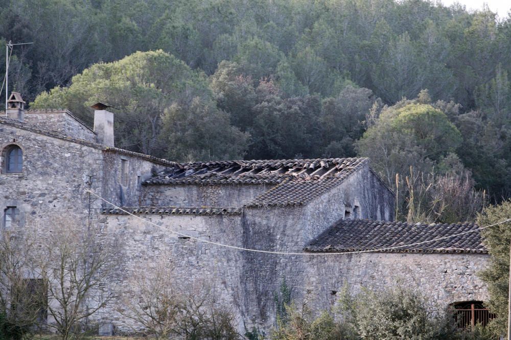 Explosió d'un bombona de butà en una masia a Celrà