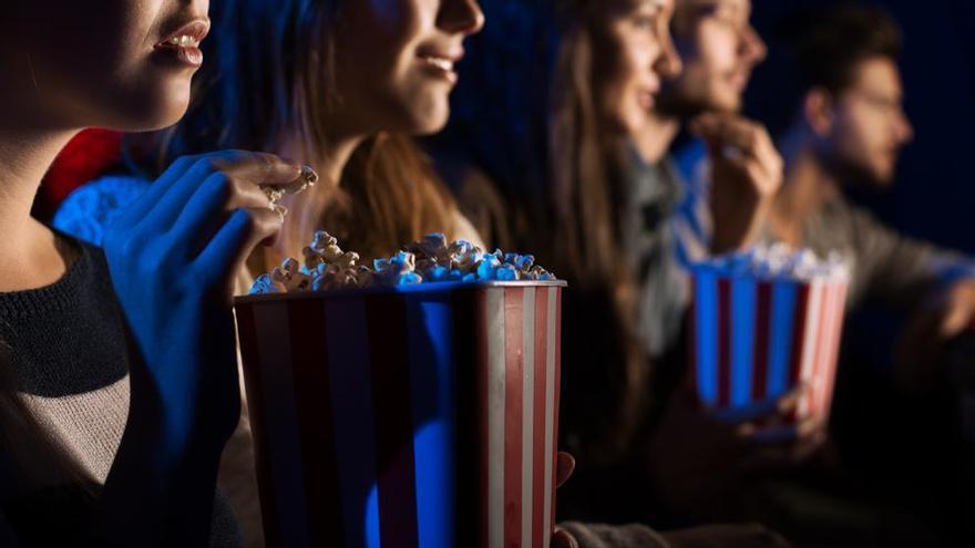 Polémica | Prohíben la entrada de comida de fuera en los cines