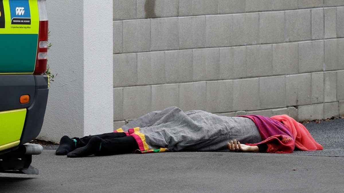 Nueva Zelanda confirma 40 muertos en el tiroteo de las dos mezquitas.