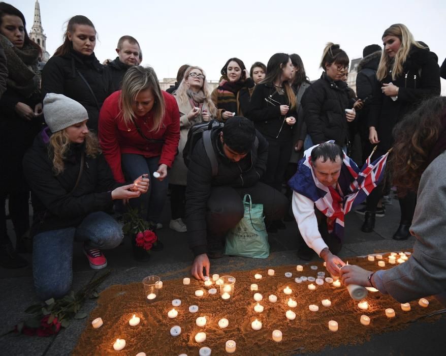 Londres recuerda a las víctimas del atentado