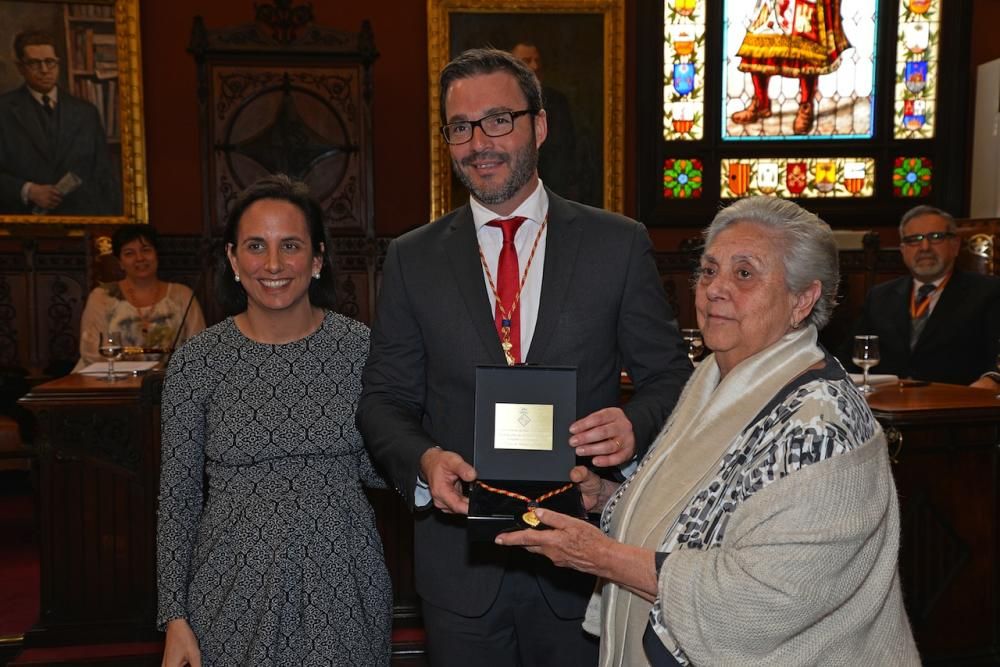 Entrega de las medallas de Oro y nombramiento de hijo ilustre de Palma