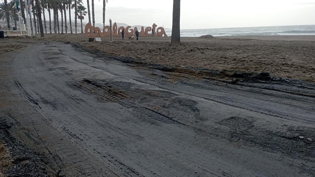 Imagen de la pista para camiones, este jueves en la playa de La Malagueta.