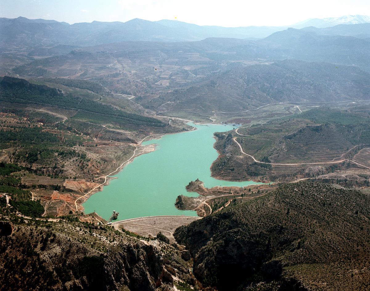 El embalse del Taibilla, afluente del Segura, se dedica exclusivamente a reservar agua de suministro urbano