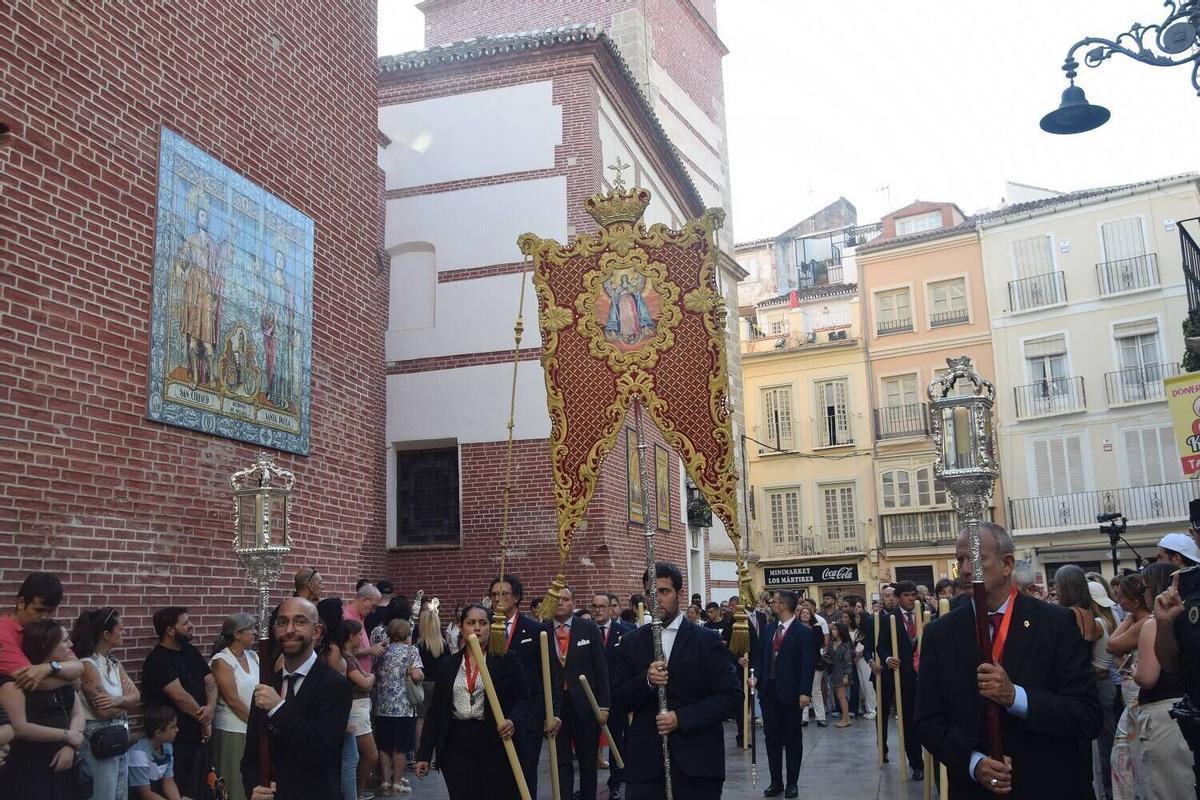 Procesión de la Virgen de los Remedios por el Centro de Málaga