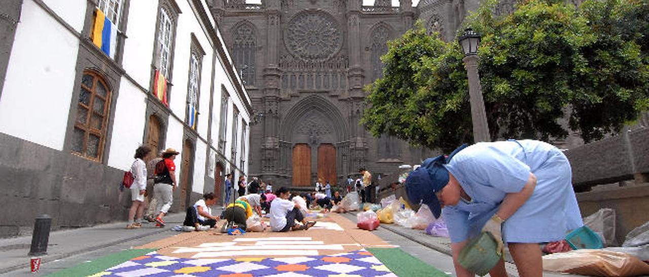 El arte efímero de las alfombras