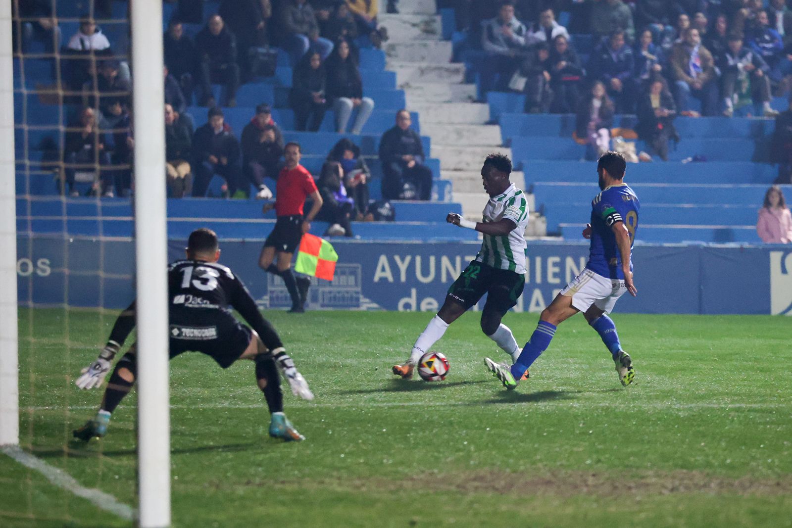 Linares-Córdoba CF: las imágenes del partido en Linarejos