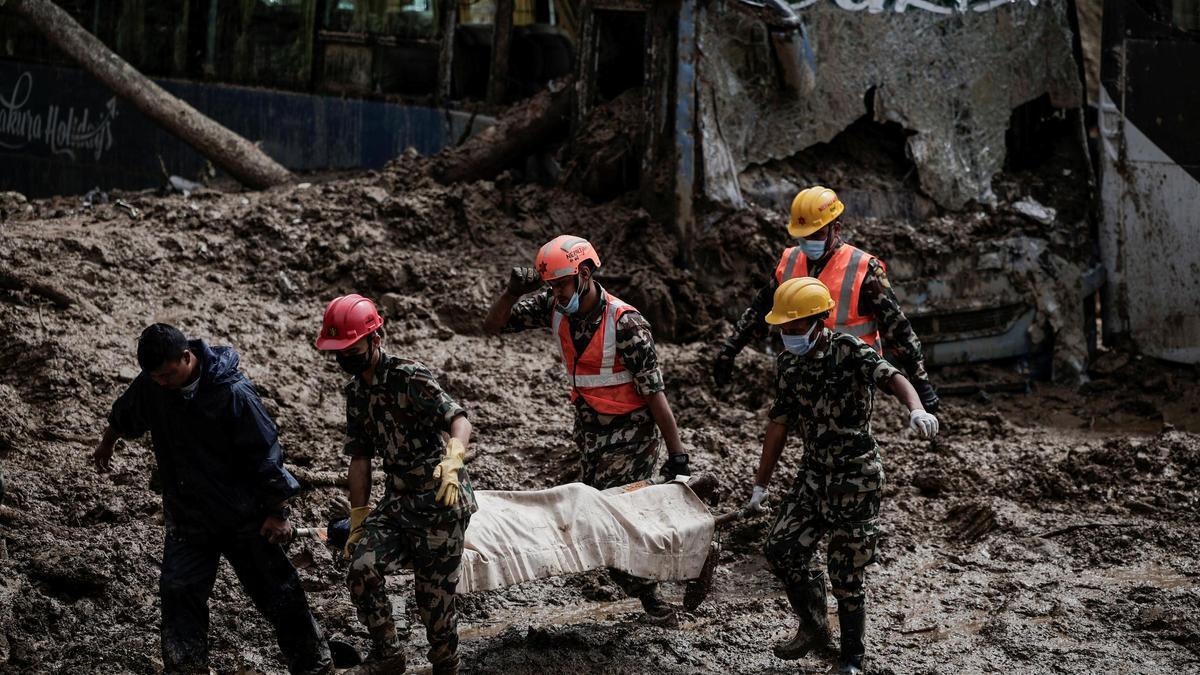 Más de 100 muertos por inundaciones y deslizamientos en Nepal