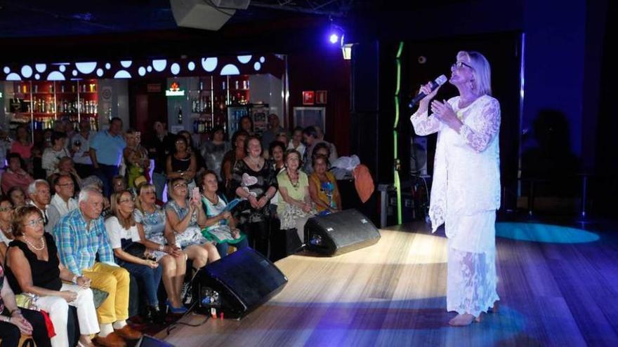 La despedida de Rosa María Lobo, dama de la canción