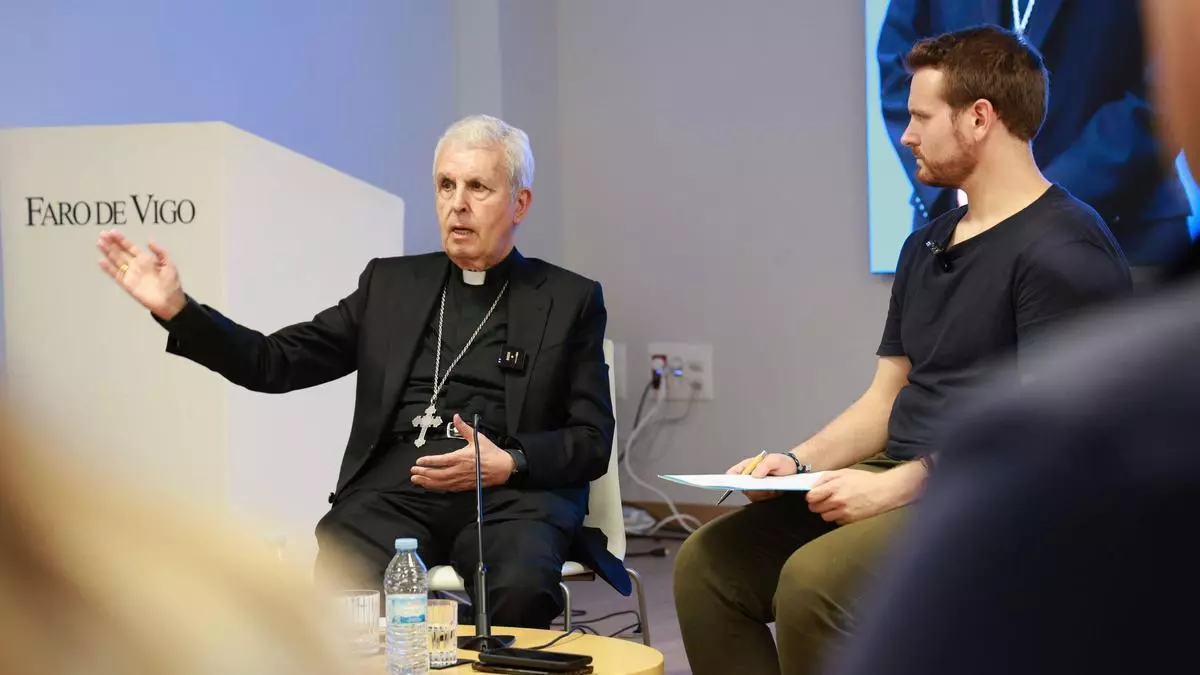 El obispo emérito de Tui-Vigo, Luis Quinteiro Fiuza: «El mundo del futuro es un mundo de diálogo, más que nunca»