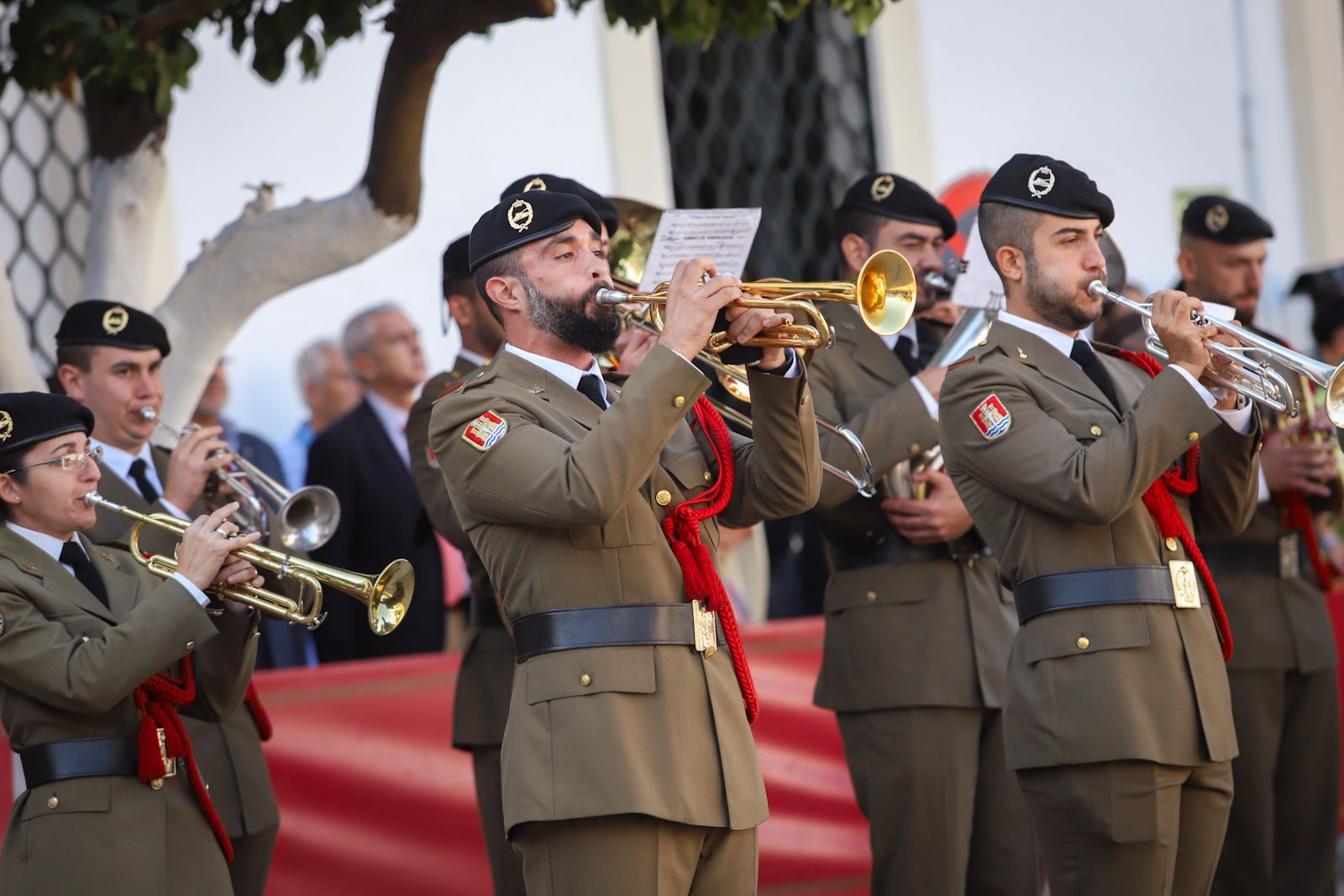 La Guardia Civil celebra con los cordobeses el Día del Pilar