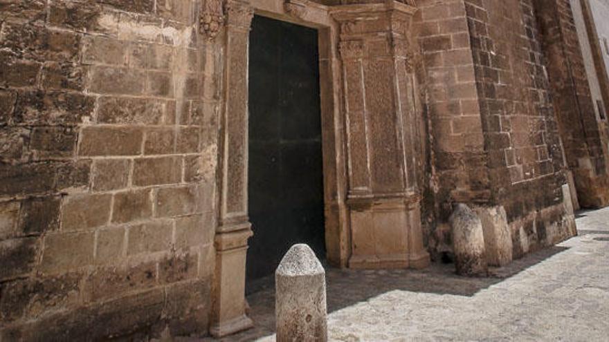 Fachada principal del convento de Sant Jeroni, ahora cerrado.
